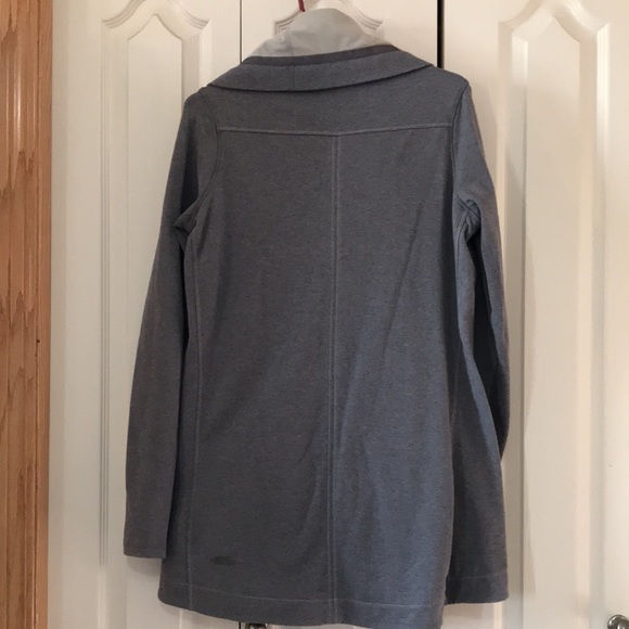 Lululemon Method Wrap sz 8 - Picture 2 of 2